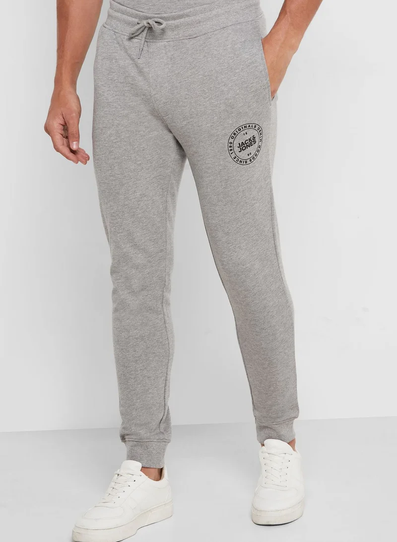 JACK & JONES Will Vincey Cuffed Sweatpants