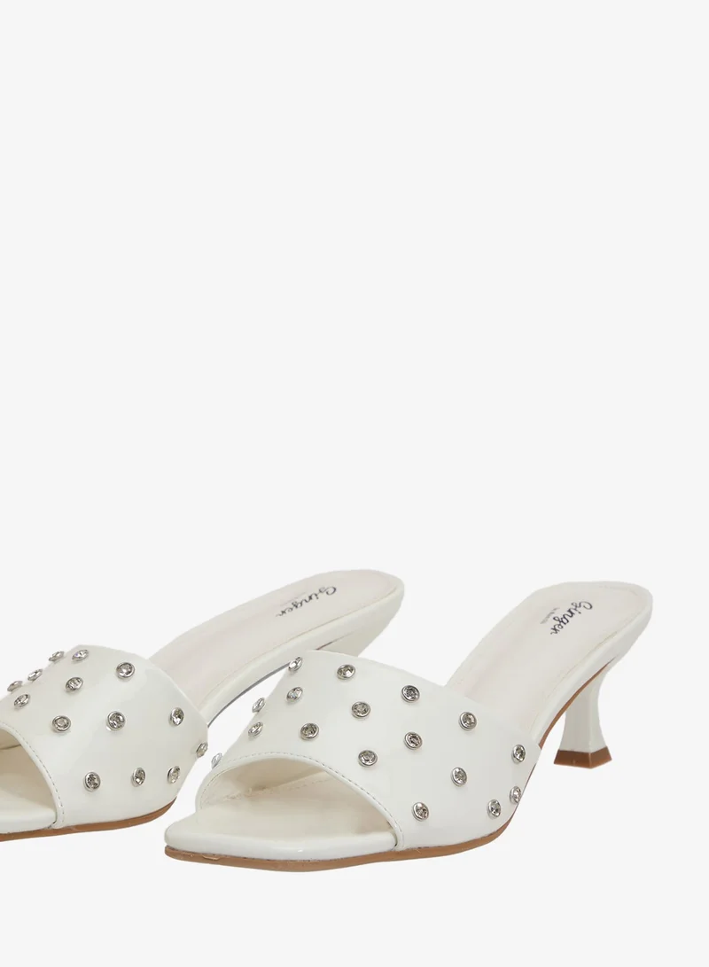 جينجر صندل بكعب مرصع