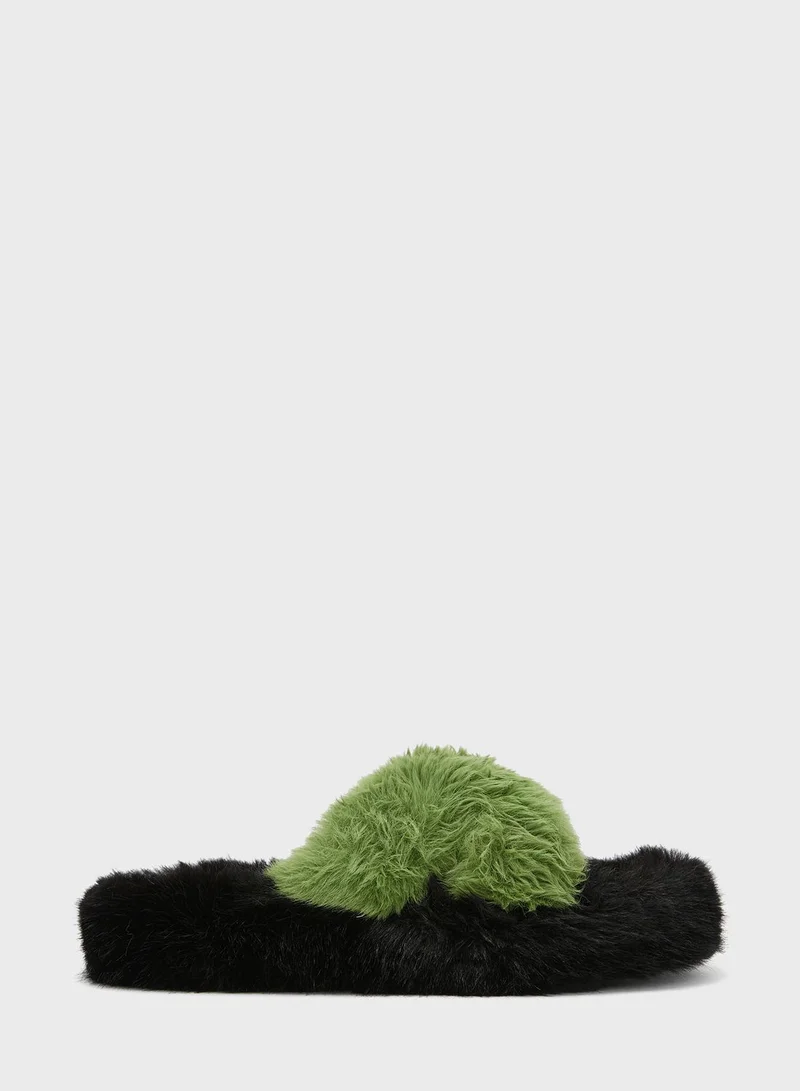 جينجر Colorblock Crossover Bedroom Slipper