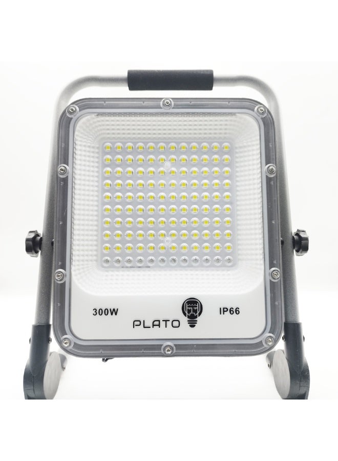 م.م.ذ  دحاولا صخشلا ةكرش اهمزاولو ةرانلا  تادعم ةراجتل زنيل دنآ وتلب كشاف ليد بلاتو FL بقدرة 300 واط RC – إضاءة بيضاء باردة 6000 كلفن | مقاوم للماء IP66 | كشاف خارجي فائق السطوع - Image 2