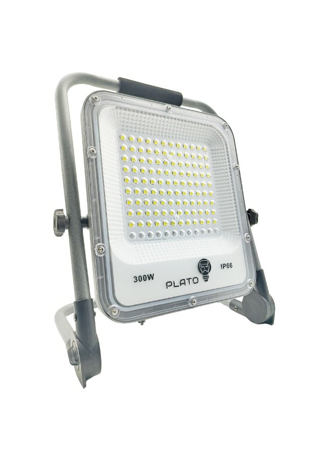 م.م.ذ  دحاولا صخشلا ةكرش اهمزاولو ةرانلا  تادعم ةراجتل زنيل دنآ وتلب كشاف ليد بلاتو FL بقدرة 300 واط RC – إضاءة بيضاء باردة 6000 كلفن | مقاوم للماء IP66 | كشاف خارجي فائق السطوع - Image 3