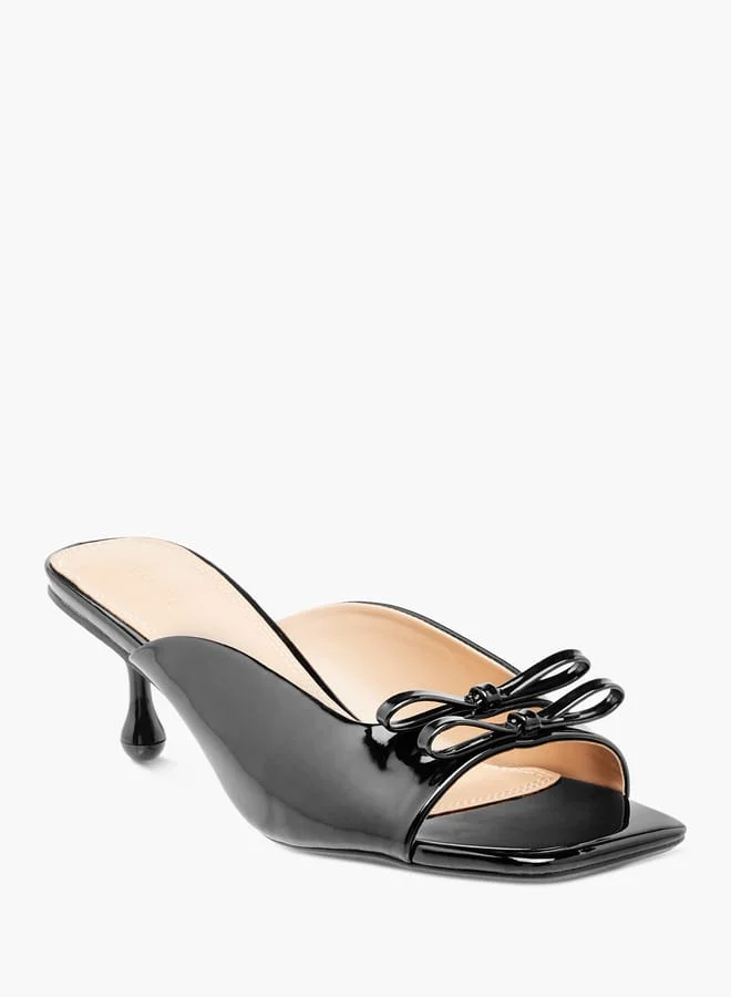 سيليست صنادل نسائية بكعب صغير سادة سهلة الارتداء