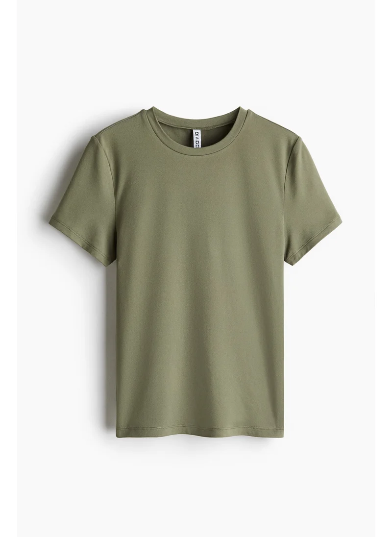 H&M Fitted T-shirt