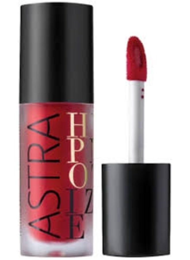أسترا احمر شفاه سائل هيبنوتيز بلون 4 غير لامع من استرا - مستحضرات تجميل-احمر - Image 1