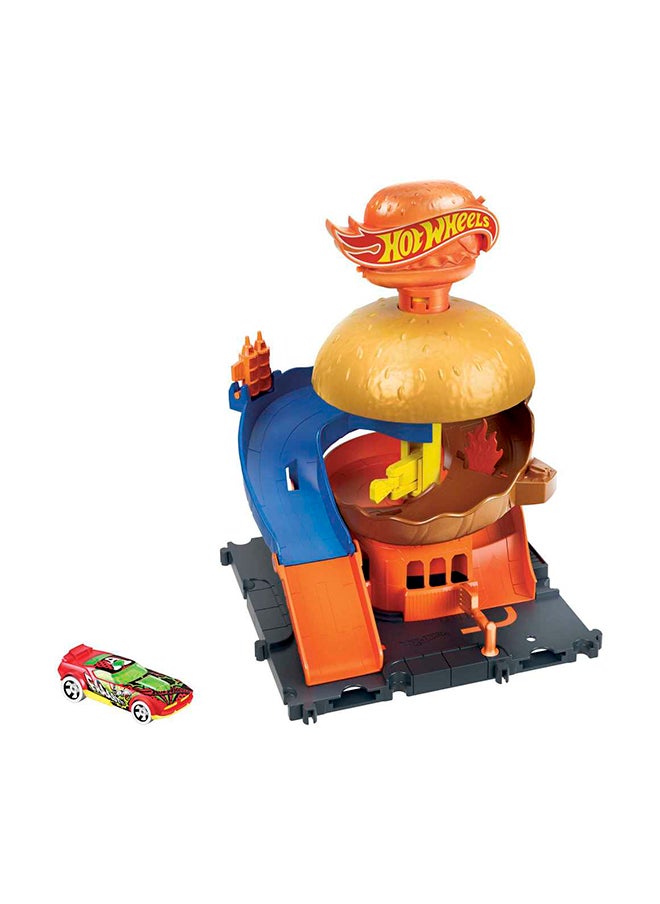 Hot Wheels - City Burger Drive-Thru Playset With 1   Vehicle, Connects To Other Playsets & Tracks, Gift For Kids Ages 4 To 8 Years Old - Image 1