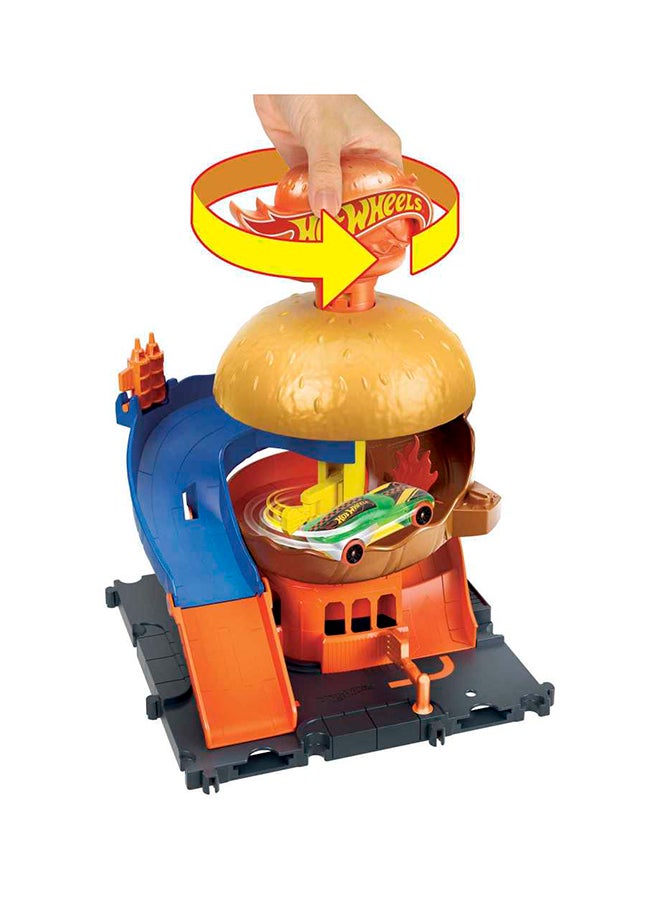 Hot Wheels - City Burger Drive-Thru Playset With 1   Vehicle, Connects To Other Playsets & Tracks, Gift For Kids Ages 4 To 8 Years Old - Image 1