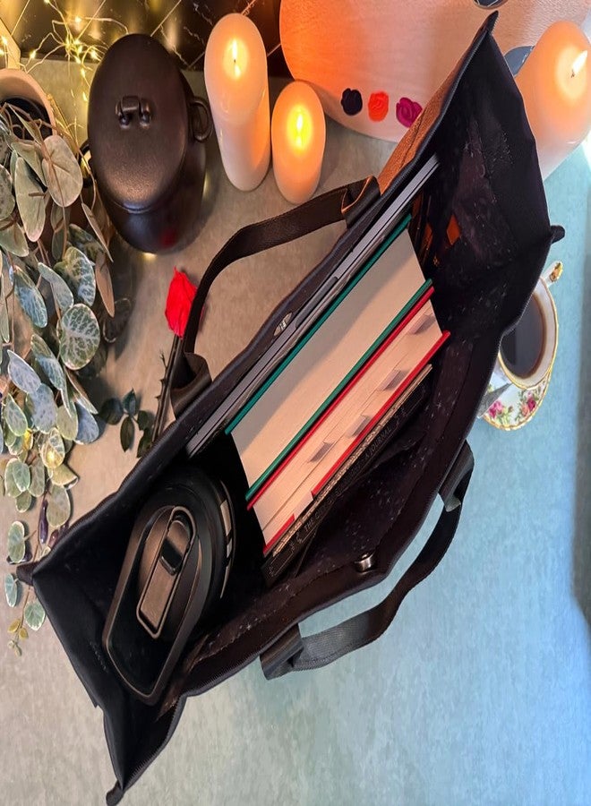 كونكويست حقيبة حمل ConQuest Journals A Court of Thorns and Roses Night Court، بمقبضين، وحزام كتف قابل للتعديل بطول 38 بوصة، تصميم سارة ج. ماس ACOTAR Velaris، وبطانة داخلية مستوحاة من الكتب، مرخصة رسميًا. - Image 3