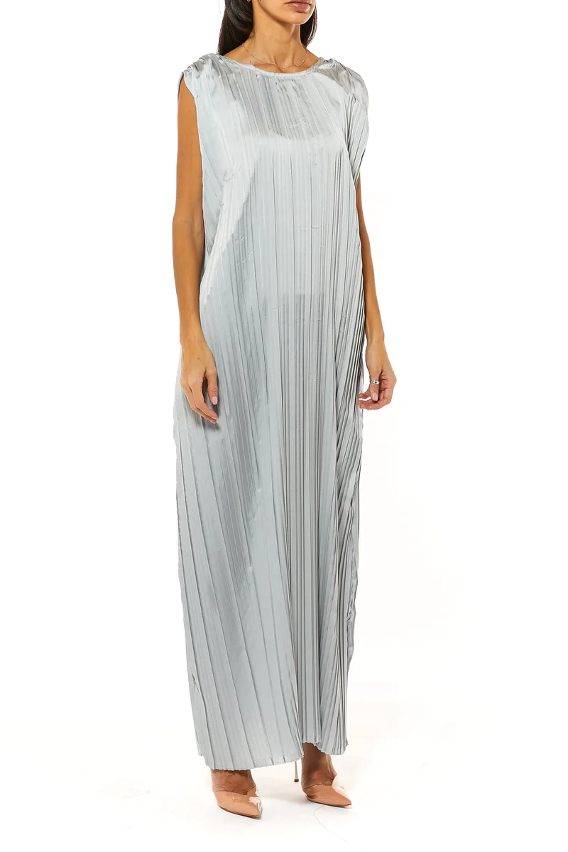 Moistreet Crew Neck Pleated Maxi Dress