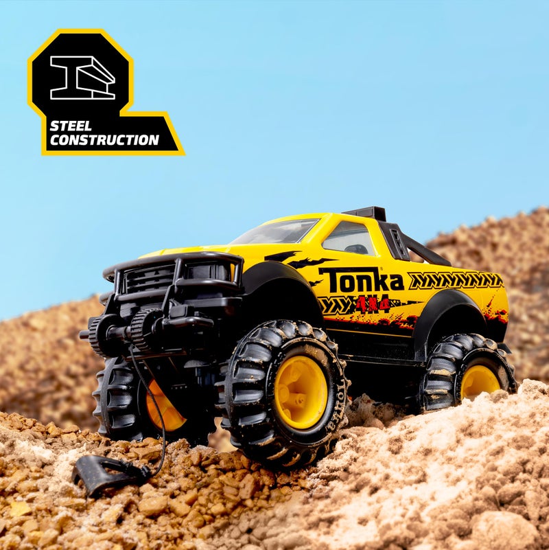 TONKA شاحنة بيك أب تونكا ستيل كلاسيكس 4x4 - مصنوعة من الفولاذ والبلاستيك المتين، شاحنة بناء صفراء، للأولاد والبنات، الأطفال، الصغار، أعمار 3 سنوات فما فوق - Image 2