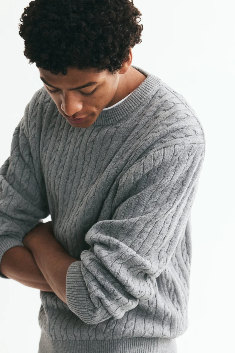 H&M  Regular Fit Cable-knit jumper for Men | Best Price UAE