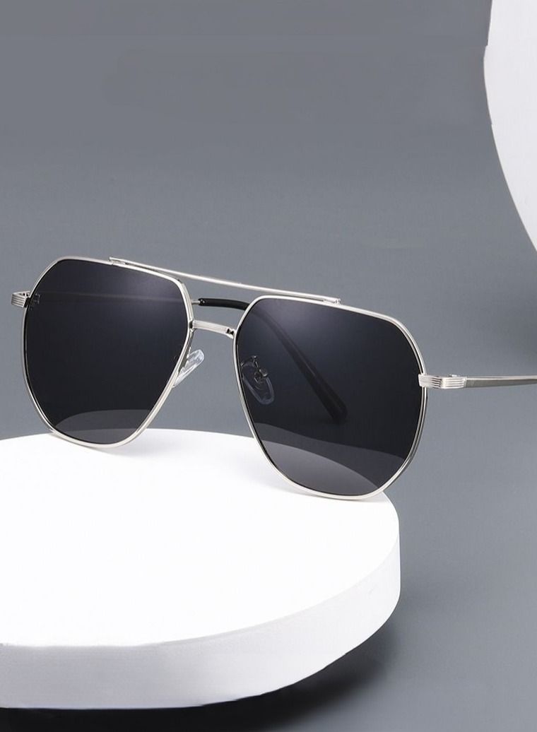 RedMapleTEK Full Frame Polarized UV400 Pilot Frame Sunglasses  - Image 2