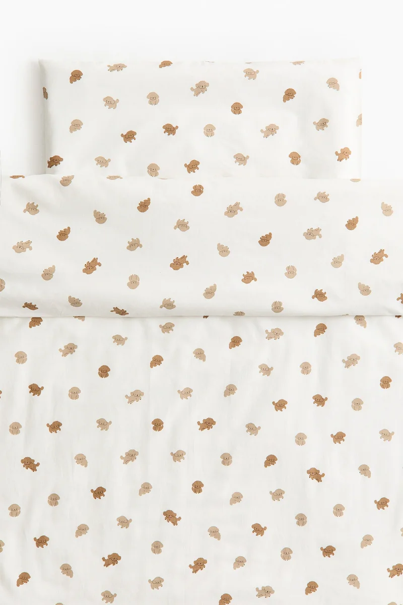 اتش اند ام طقم غطاء لحاف لسرير الأطفال مزين بنقشة