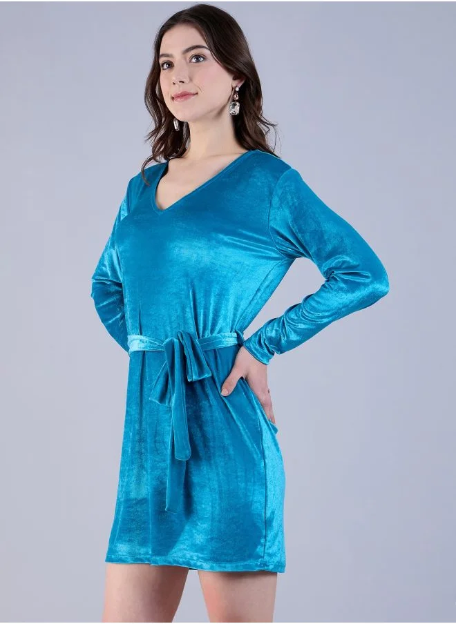 مرفوعة Women Fitted Party Wear Solid Wrap Dress