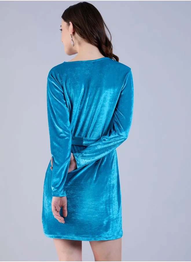 مرفوعة Women Fitted Party Wear Solid Wrap Dress