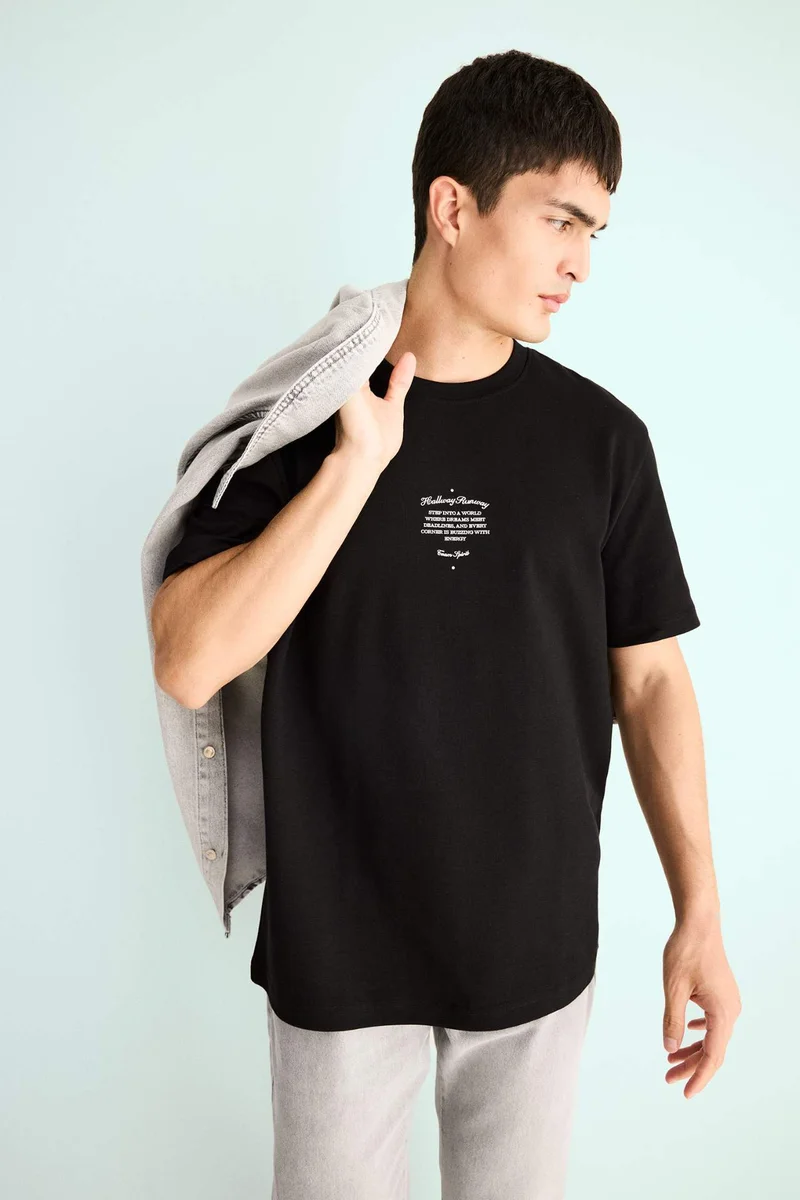 Regular Fit Crew Neck Printed Short Sleeve T-Shirt