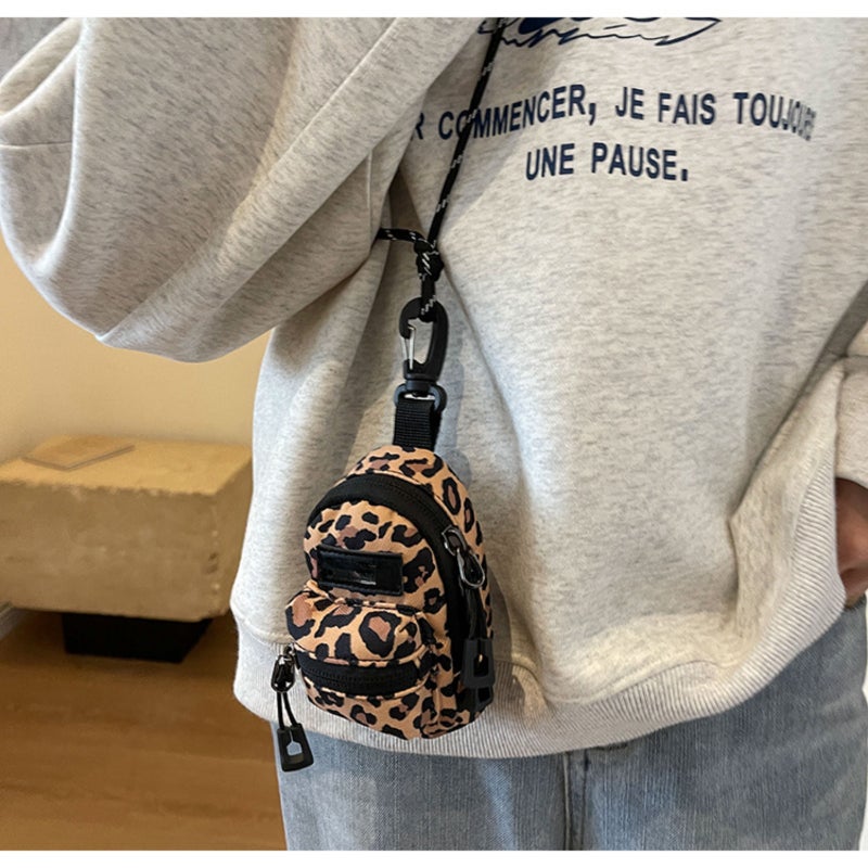 Mini multifunctional lipstick earphones shoulder messenger bag - Image 5