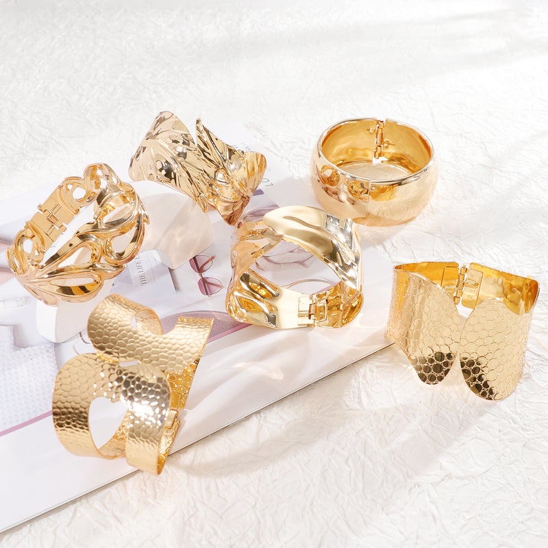 ofeankri Cross-Border Retro Gold Wide Bracelet with Exaggerated Geometry Design - Unique Cold-Style Accessory - Image 3