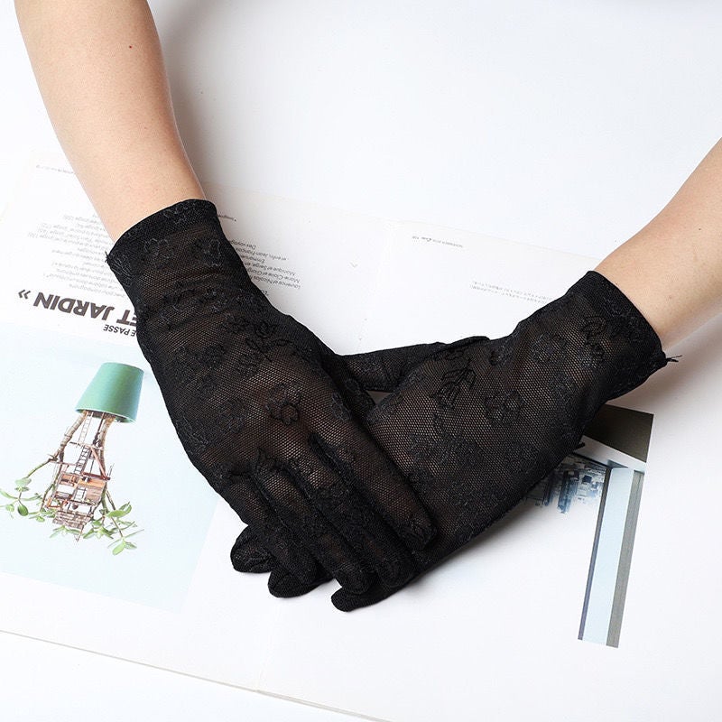 Summer short sun protection gloves for Women summer Korean style lace thin sun protection driving breathable ultra-thin gloves for women Wholesale T004 Gray - Image 2