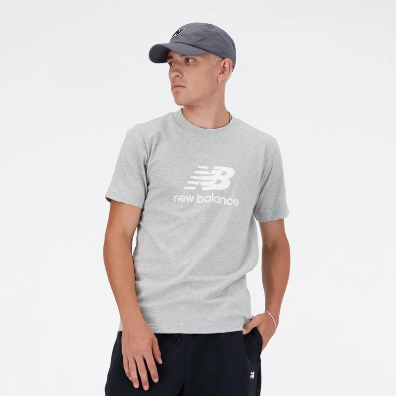 نيو بالانس Men's Sport Essentials Logo T-Shirt