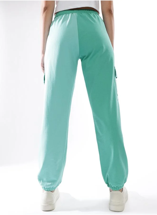 هوبرهولمي Women Track Pants in Multicolor featuring Jogger fit with a colourblocked pattern, no sleeves, regular length, secured with elasicated + drawstring closure, crafted from terry – perfect for elevating your everyday style.