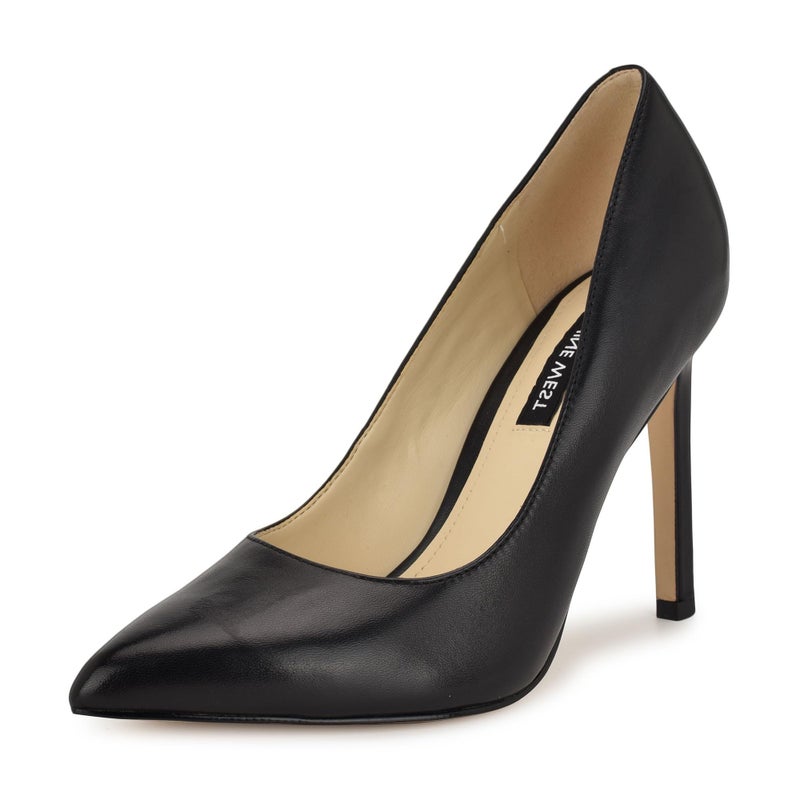 Nine West Womens Tatiana Pump Black Leather 55