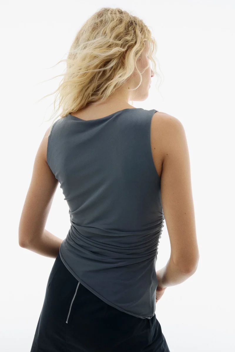 اتش اند ام بلوزة فيست شبكية منسدلة