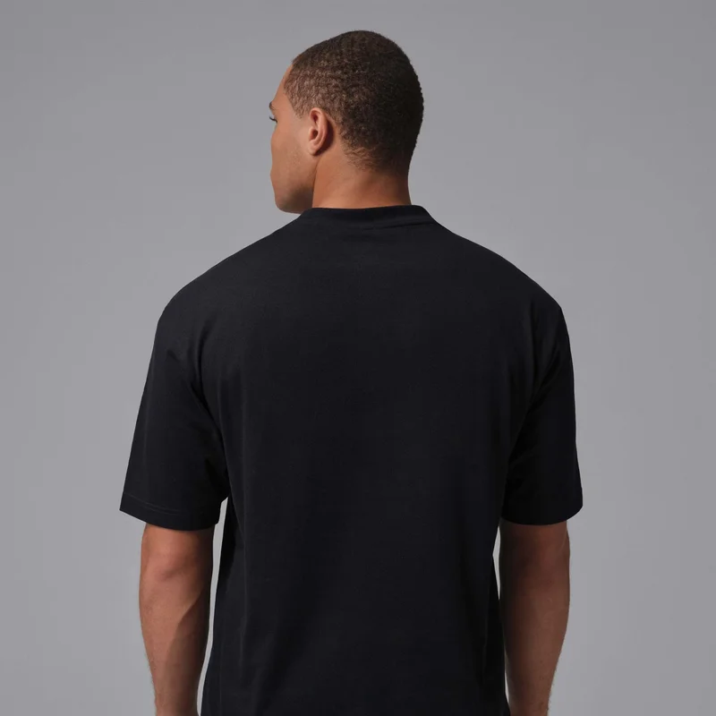 Jordan Black Men's Embroidered Jumpman T-Shirt for Men | Best Price UAE