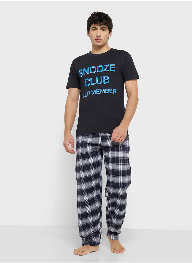 سفنتي فايف Nightwear T-Shirt & Pants Sets