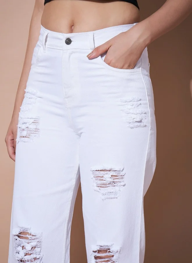 SASSAFRAS Mildly Distressed White Jeans for Women