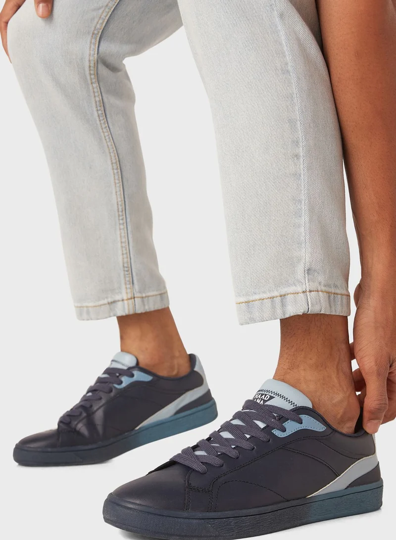 HAADANA Casual Low Top Snaekers