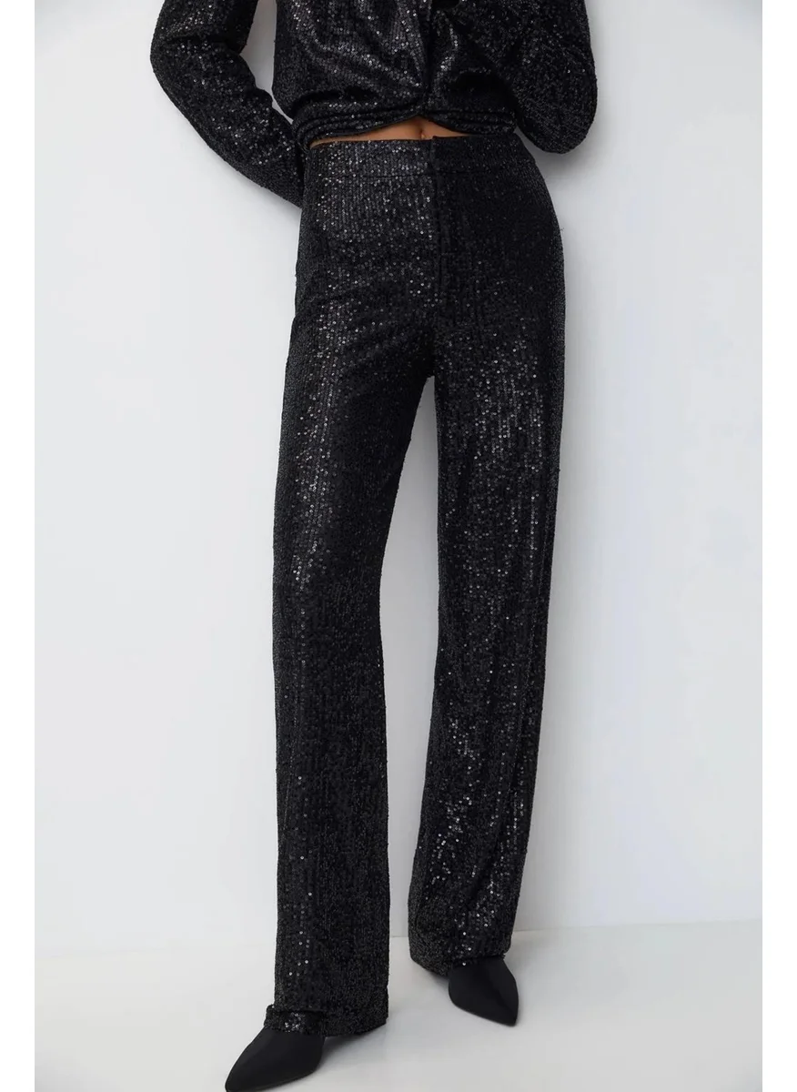Tena Women's Black High Waist Sequined Bell-bottomed Trousers