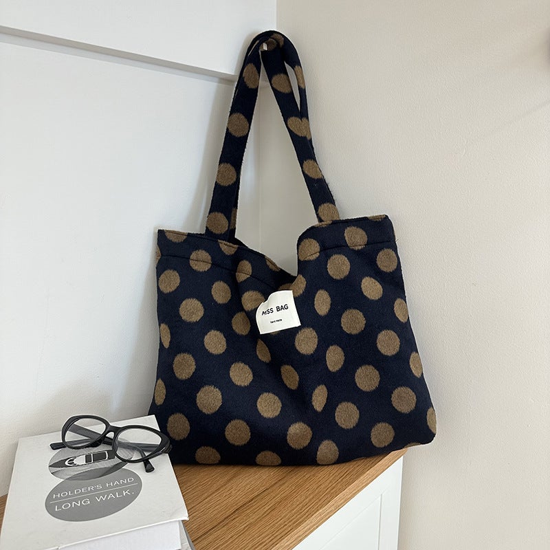 South Korea Dongdaemun New Shoulder Bag Women'S Woolen Fashionable Casual Plaid Student Leopard Print Large Bag Hand Bag - Image 5