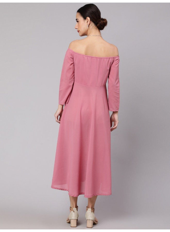 AKS فستان وردي مزخرف بالأزهار بدون أكتاف - Image 4