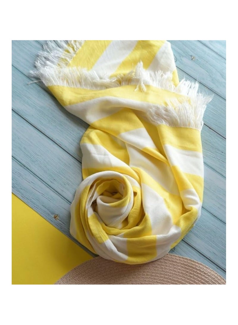 madake منشفة تركية للجنسين من ماداكي بامبو سوليوشنز فائقة النعومة، فائقة الامتصاص وسريعة الجفاف، مناسبة لليوجا والشاطئ والصالات الرياضية وحمامات السباحة والسفر | كبيرة جدًا ورقيقة وناعمة للبشرة والشعر | عبوة من قطعة واحدة (أصفر مشمس) - Image 1