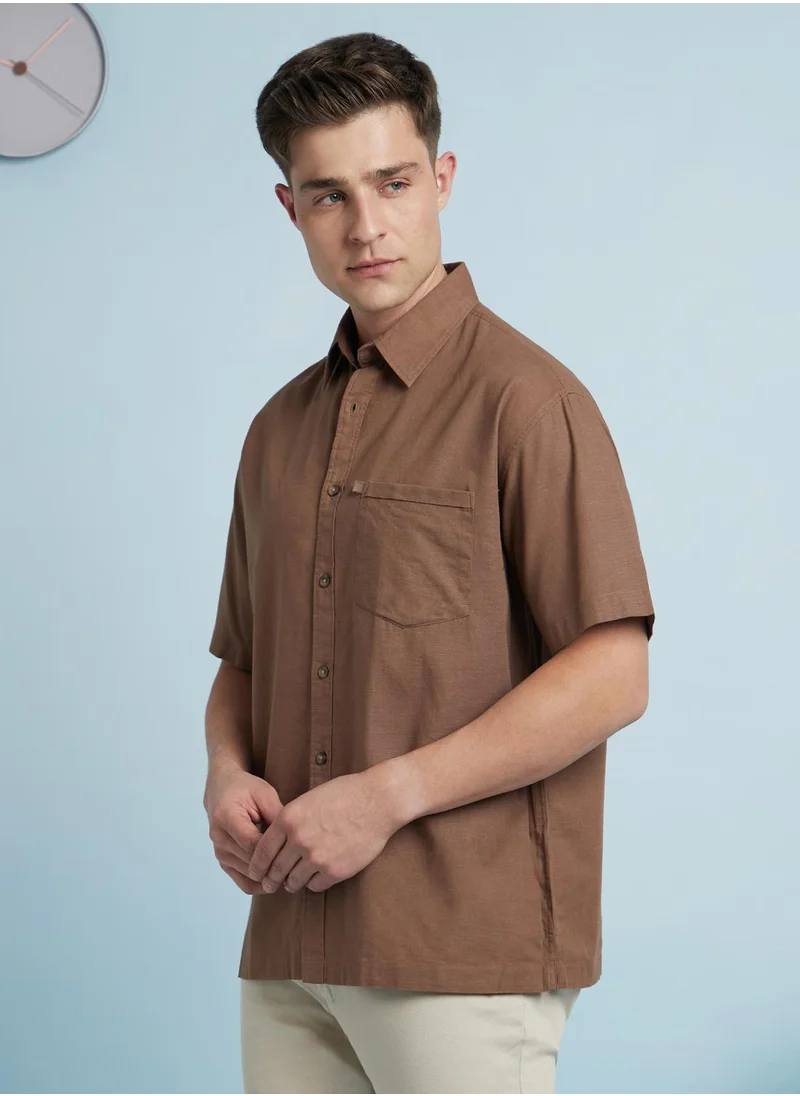 Dennis Lingo Upgrade your wardrobe with this premium Brown Relaxed fit Shirts Textured design crafted from 100% Cotton featuring Half Sleeve with Button closure.