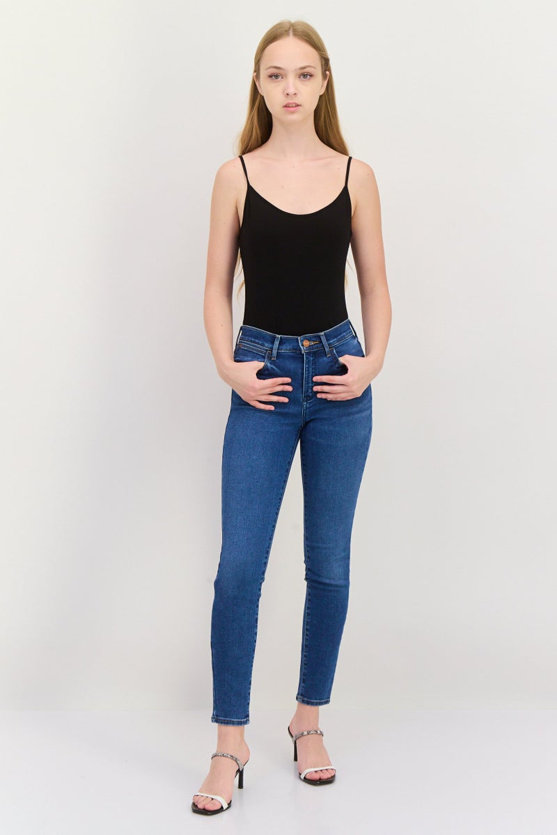 Wrangler Women Perfect Fit Washed Stretchable Jeans, Blue - Image 2