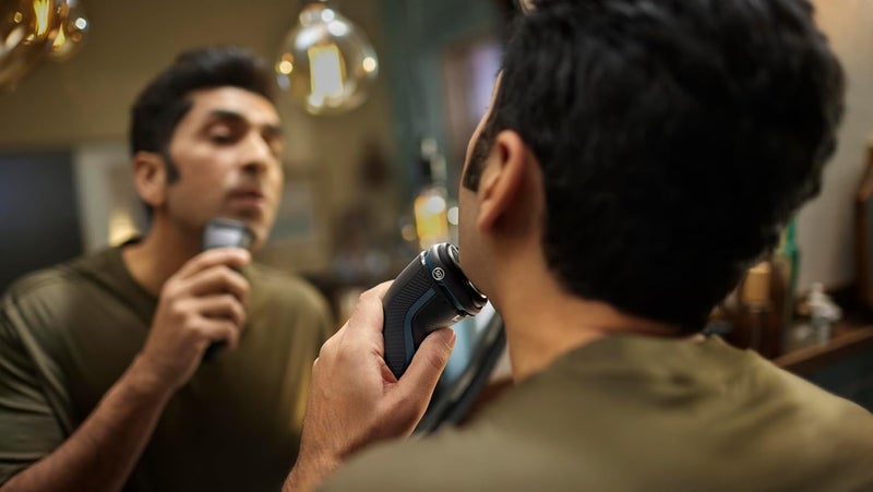 فيليبس Philips Shaver S3144/00 | Wet & Dry Use | Smooth, Comfortable Shave with SkinProtect Tech | 5D Pivot & Flex Heads, PowerCut Blades | 60min Cordless Use, Pop-Up Trimmer Included - Image 4