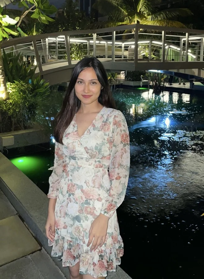 ساسافراس فستان - شيفون مزين بكشكش بنقوش الزهور للنساء