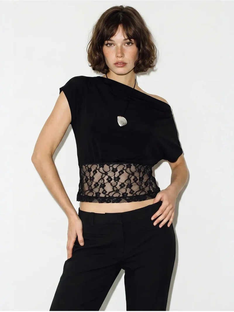 Bianco Lucci LUCCI Women’s Cropped Lace Boat-neck Blouse