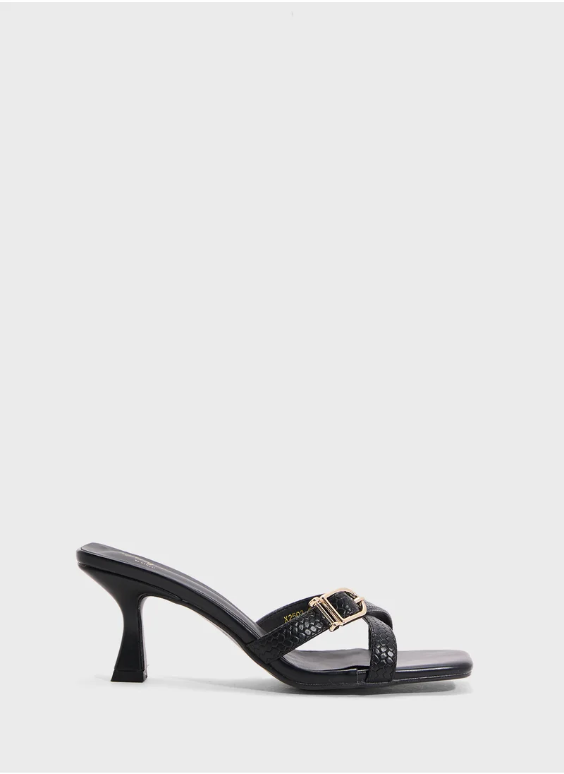 جينجر Heeled Mule With Buckle