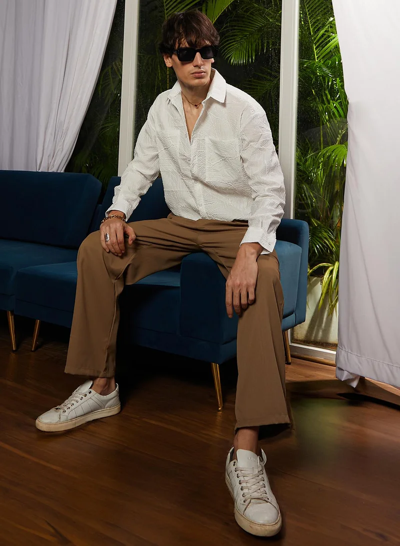 Campus Sutra Campus Sutra Men's Ivory White Foliage-Tactile Shacket For Casual Wear | Spread Collar | Long Sleeve | Button Closure | Overshirt/Shacket Crafted With Comfort Fit For Everyday Wear