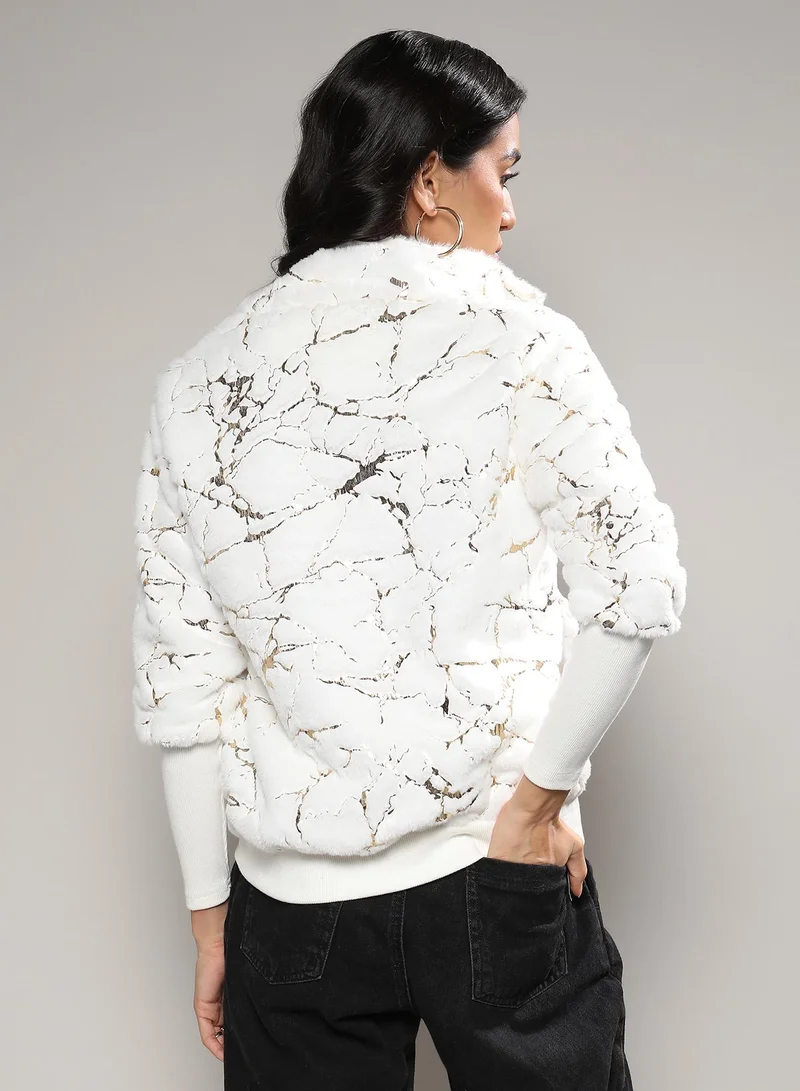 Campus Sutra Women's Chalk White Metallic Veined Faux Fur Jacket
