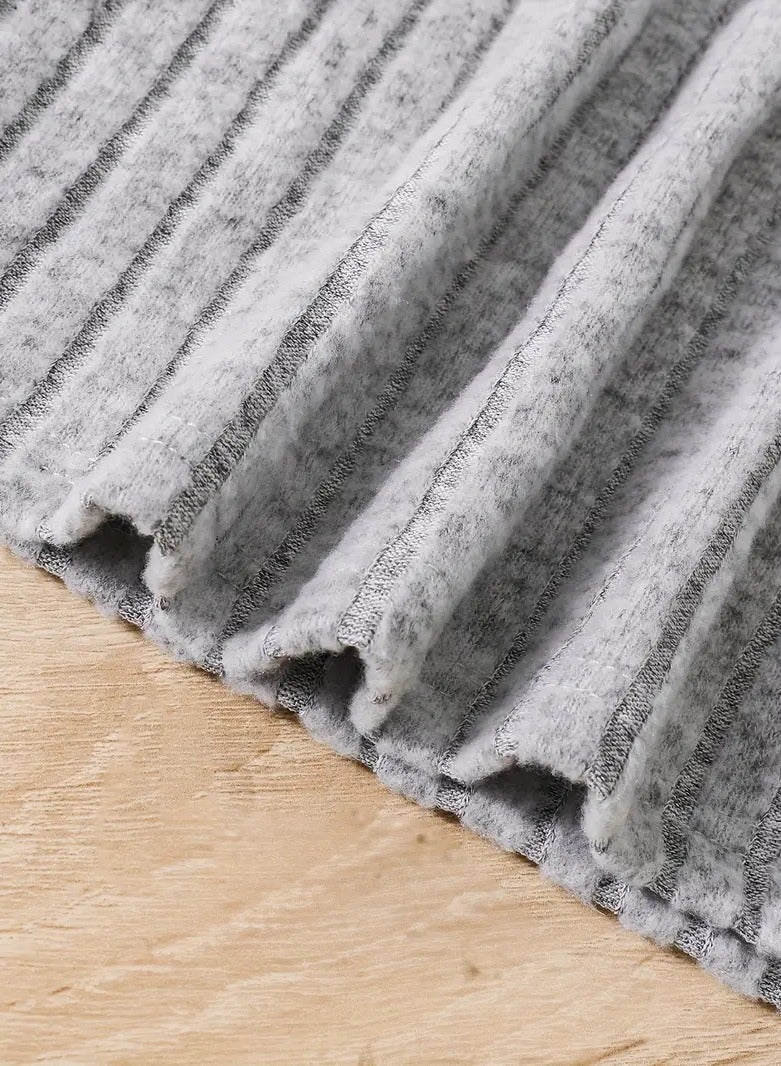 Casual Girls Dress With High Collar Round Neck long Sleeves Soft lightweight And Feels Warm White Color With Pink And Gray The Sweater Is Knitted  Crocheted And Wool Suitable For Parties Trips And Chalets It Is Useful As A Seasonal Gift Winter Fall And Spring Size By Age 6 Years  - Image 5