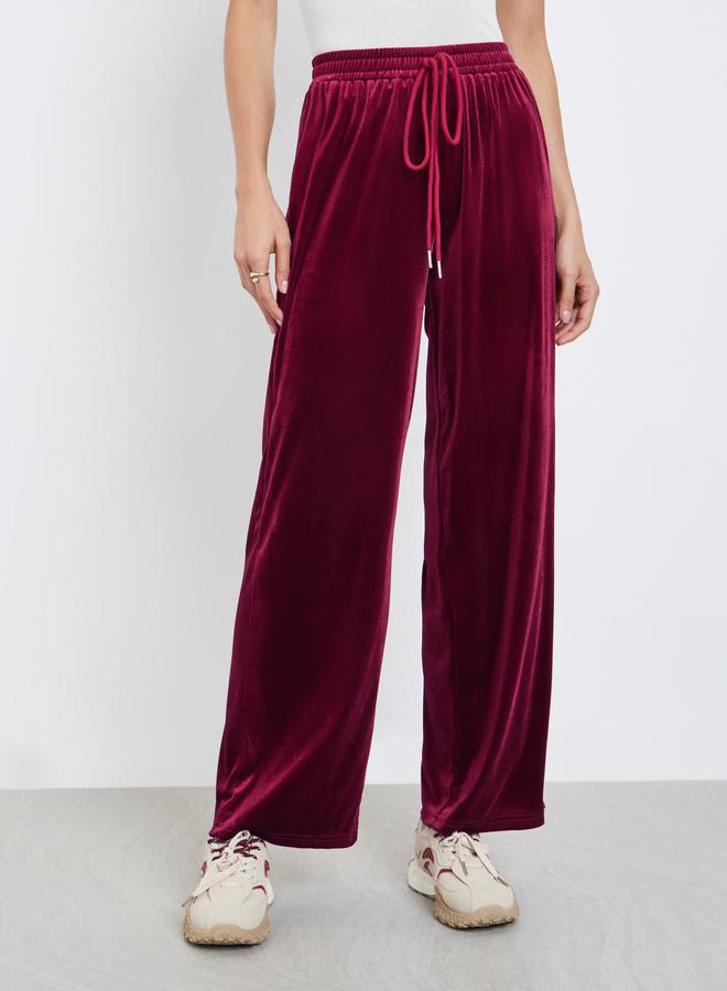 Styli Women Burgundy Plain Velvet Wide Leg Pants - Image 2