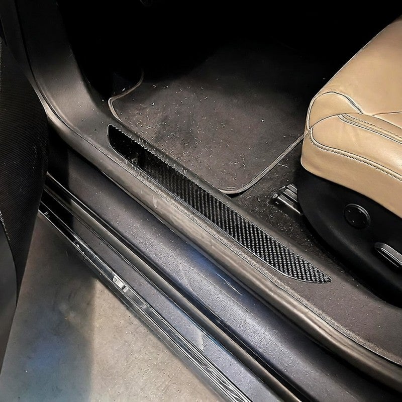 Door Sill Cover: 2-Piece Carbon Fiber Material - Stylish Protective Design Easy Installation With Strong Adhesive for Tesla Model S - Image 4