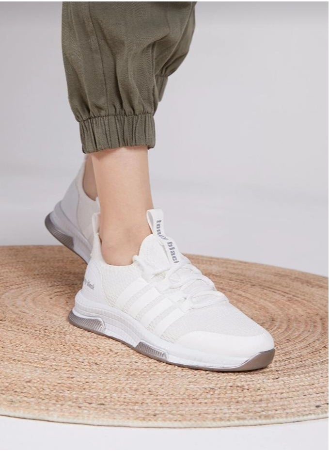 tonny black - Training Shoes .  From Tony Black.  For men and women.  Practical and comfortable for the feet - Image 1