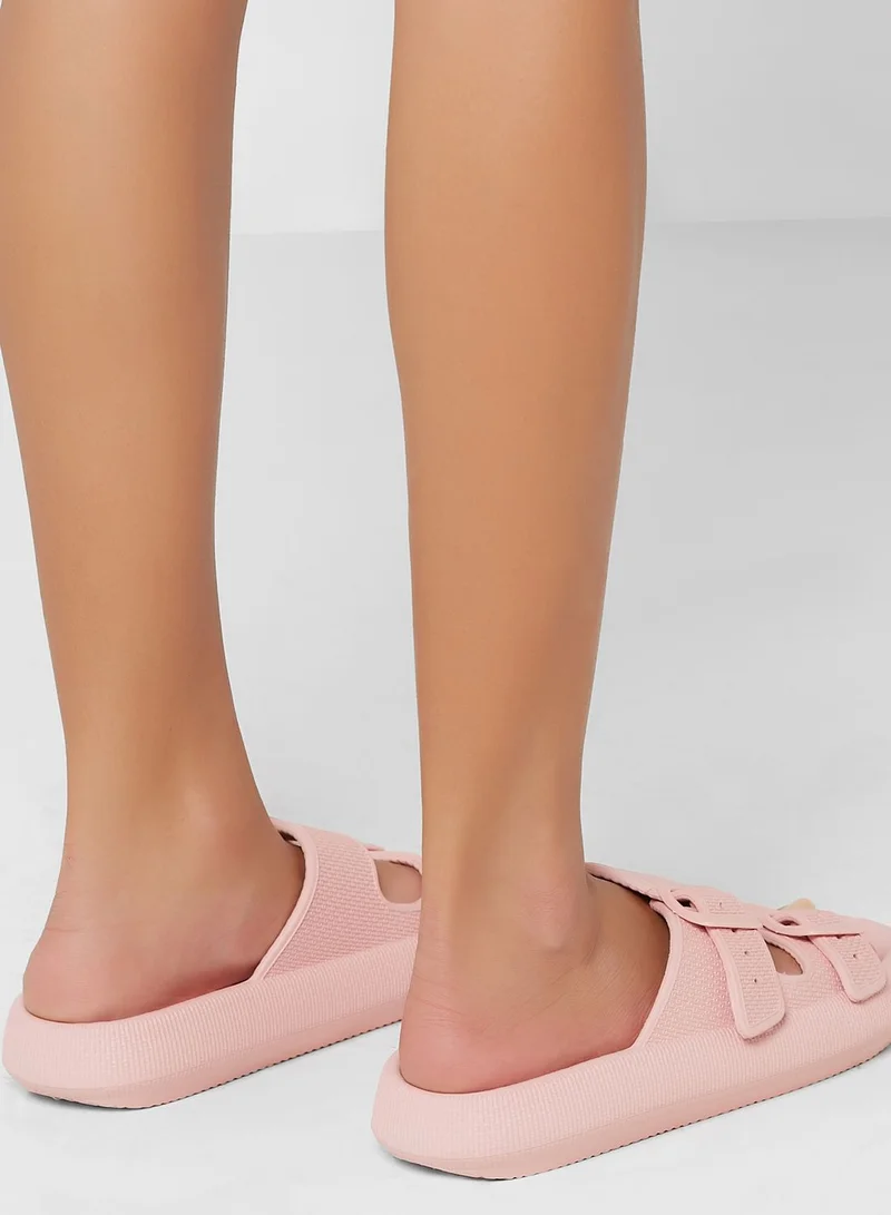 Ginger Buckle Strap Slides