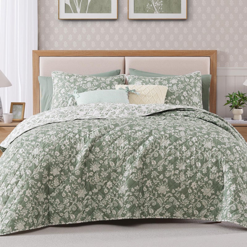 BLOOMHAVEN Quilt Set Queen Size, Green Floral Quilt Sets, Reversible Bedspread Lightweight and Breathable for All Seasons, Soft Quilted Bedspread with 2 Pillow Shams - Image 1