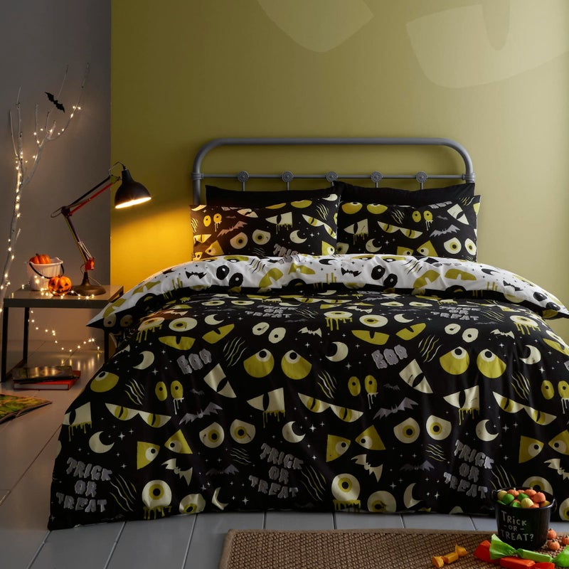 Bedlam  Halloween Spooky Eyes Duvet Cover  Single Bedding Size 140 x 200cm  Reversible 2 Colours  Glow in the Dark Bedding Set  Creepy Monster Eyes Duvet Cover  Halloween Decorations