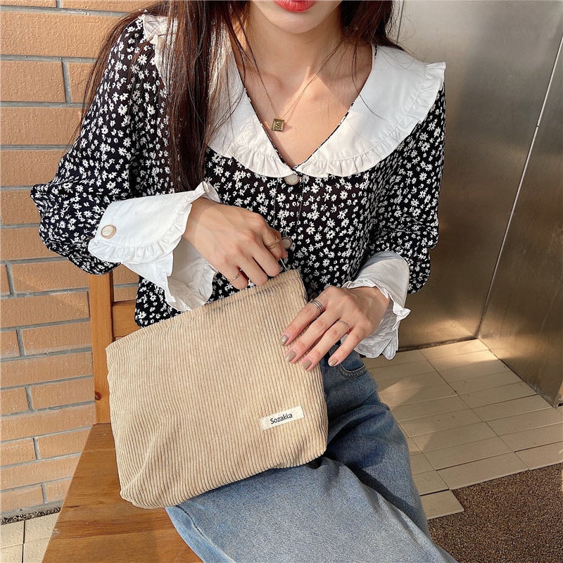 Large Capacity Corduroy Cosmetic Clutch Bag Apricot